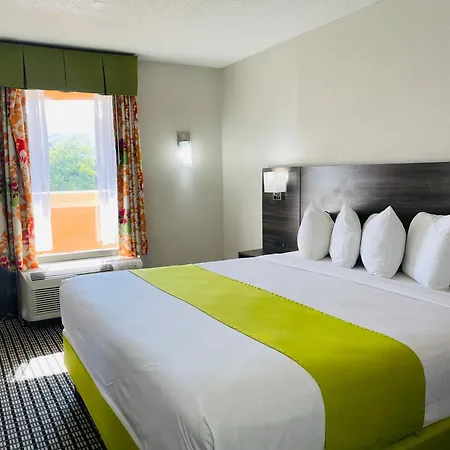 Days Inn By Wyndham Irving Grapevine Dfw Airport North